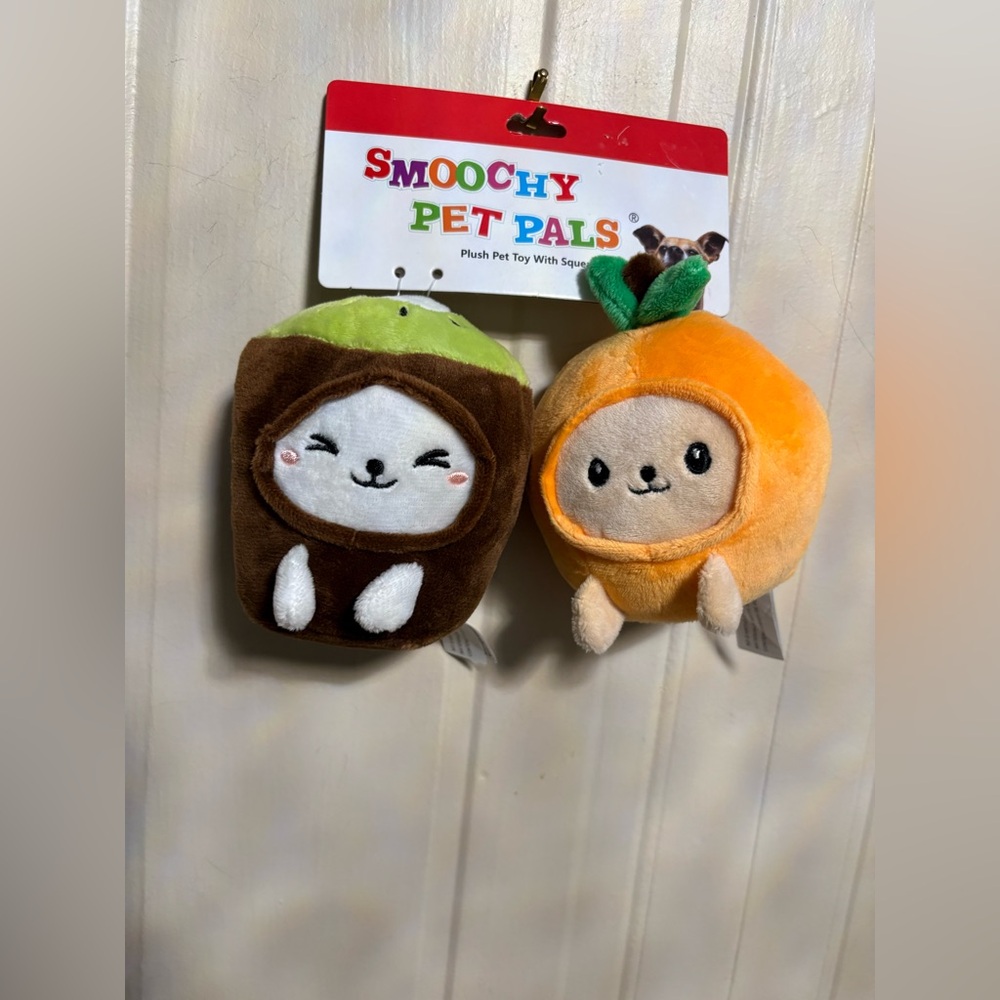 Smoochy Pet Pals  ~Squeaky & Crinkle Dog Toy. 5”& 6”